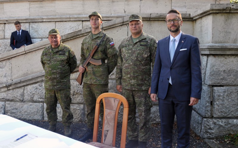 Slávnostná vojenská prísaha kadetov AOS opäť na Háji Nicovô