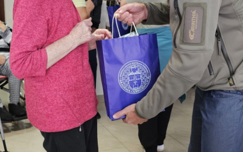 Kadeti priniesli radosť seniorom v Liptovskom Mikuláši