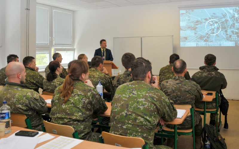 Kurzy NATO v oblasti vojenskej logistiky na AOS