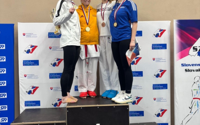 Striebro a bronz na seniorských Majstrovstvách Slovenska v karate