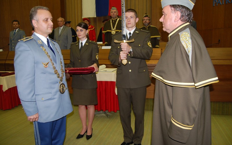 Navždy nás opustil plk.v.v. Dr.h.c. prof. Ing. Miroslav Žák, DrSc.