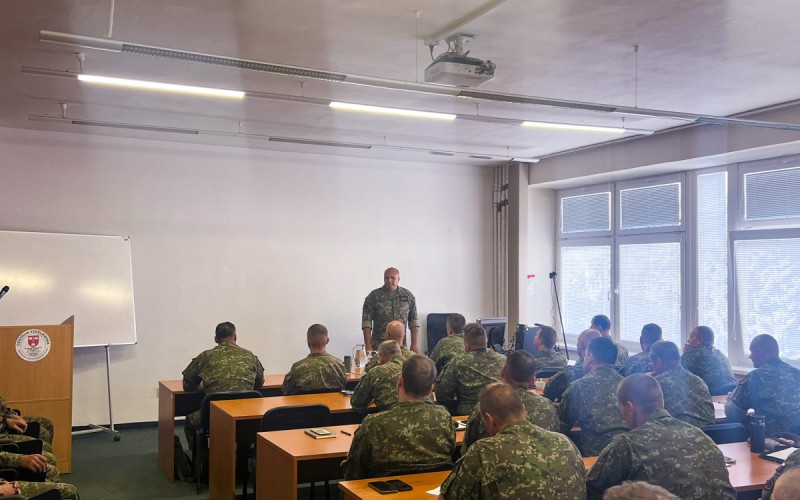 Začal sa 23. vyšší veliteľsko-štábny kurz