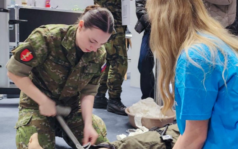 Medzinárodný Gaudeamus s účasťou študentiek Vojenskej lekárskej fakulty