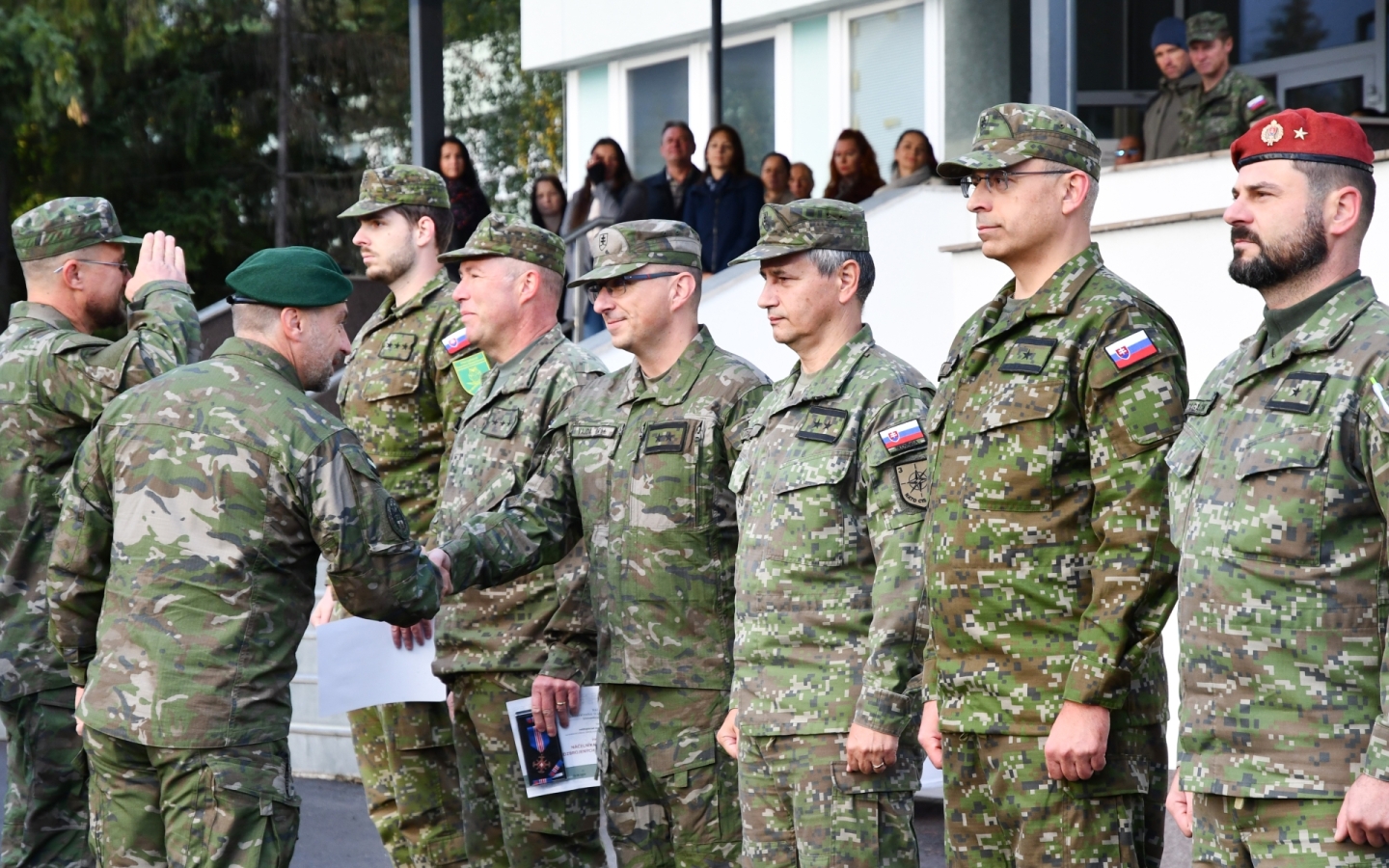 Deň ozbrojených síl sme si pripomenuli slávnostným nástupom