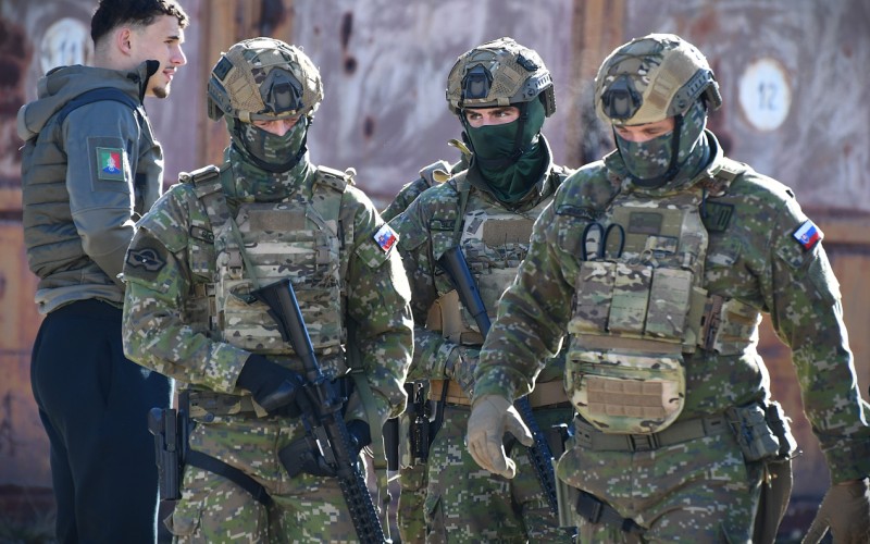 Nakrúcanie televíznej relácie Ľavou zadnou na AOS                    6. 11. 2025