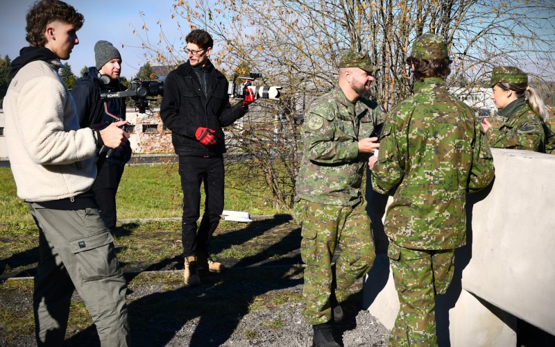 Nakrúcanie televíznej relácie Ľavou zadnou na AOS                    6. 11. 2025
