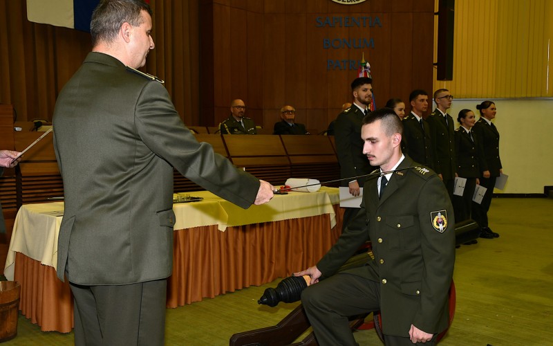 Prijímanie nových učňov do Cechu delostreleckého 4. 12. 2025