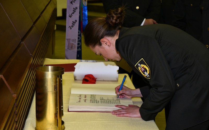 Prijímanie nových učňov do Cechu delostreleckého 4. 12. 2025