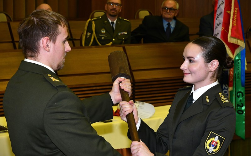 Prijímanie nových učňov do Cechu delostreleckého 4. 12. 2025