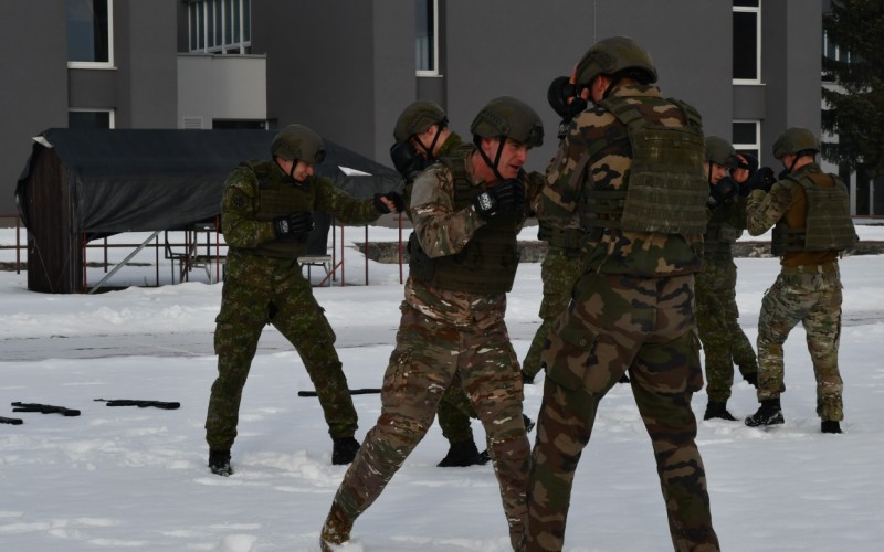 Boj zblízka na akadémii