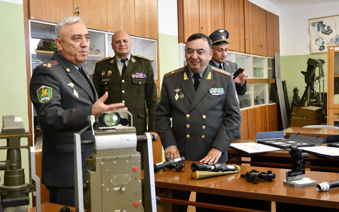 Zástupcovia Univerzity vojenskej bezpečnosti a obrany Uzbeckej republiky na AOS, 19. 05. 2026